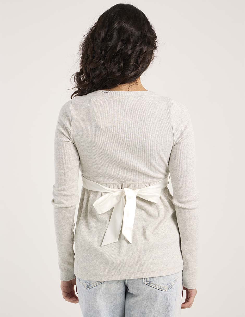 Playera manga larga cuello V para mujer 6