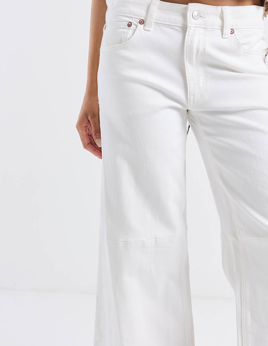 Jeans flare a la cintura para mujer 5