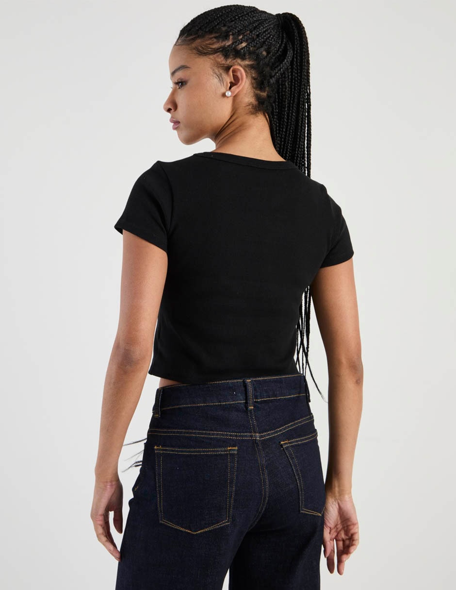 Playera manga corta cuello redondo para mujer 6