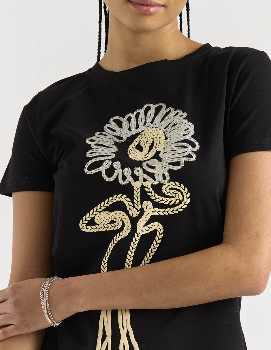 Playera manga corta cuello redondo para mujer 4