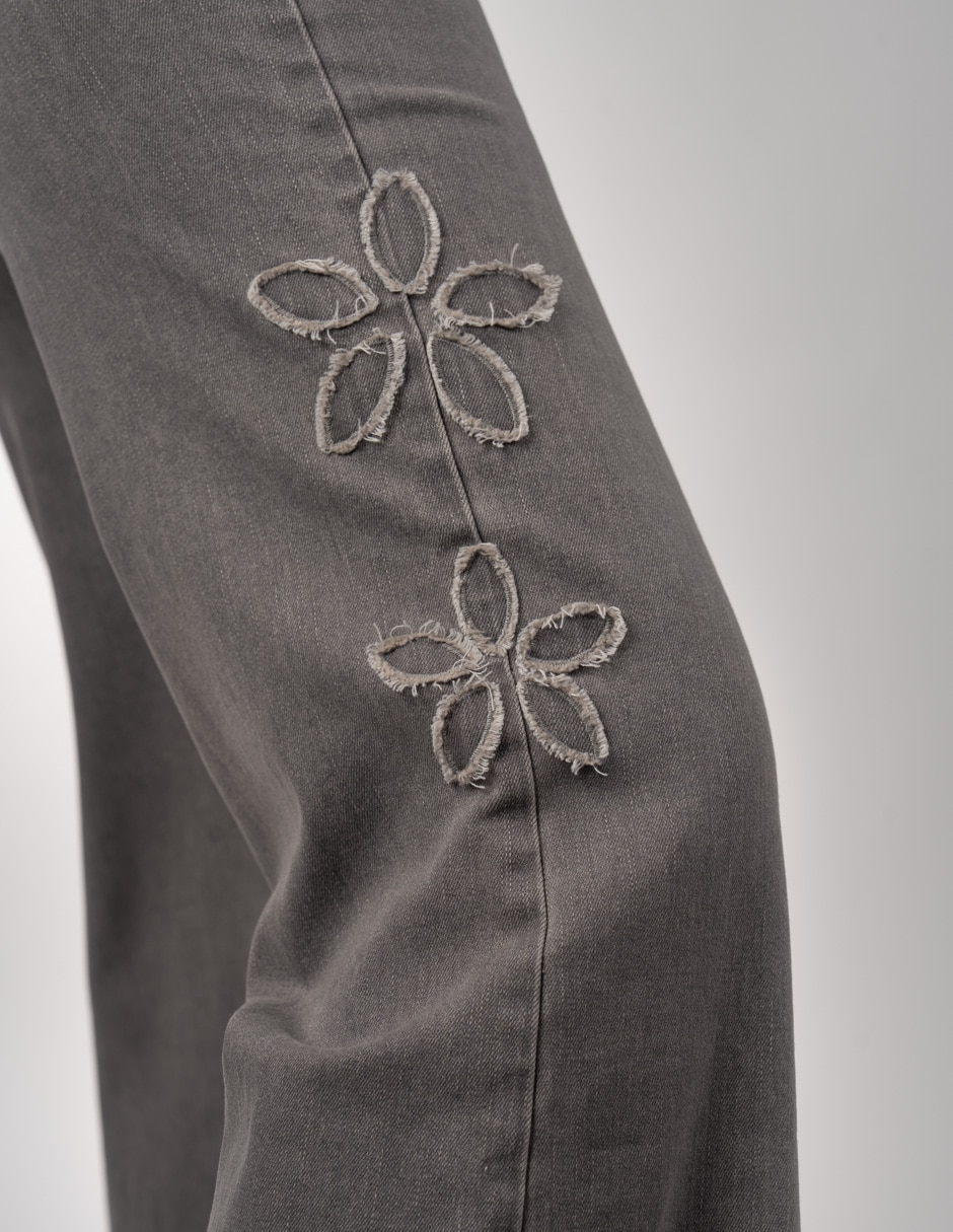 Pantalón para mujer 7