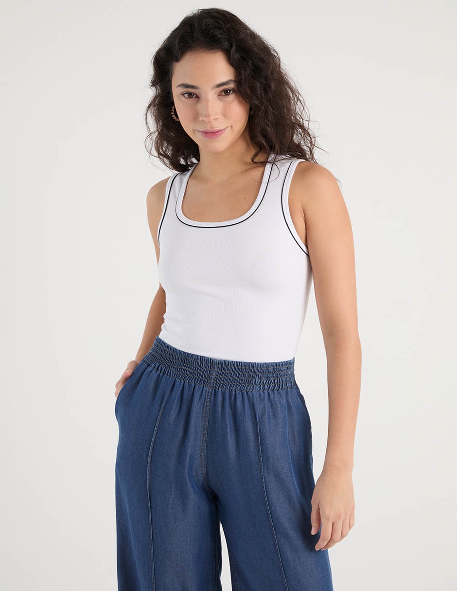 Top cuello redondo tirante ancho Top cuello redondo tirante ancho