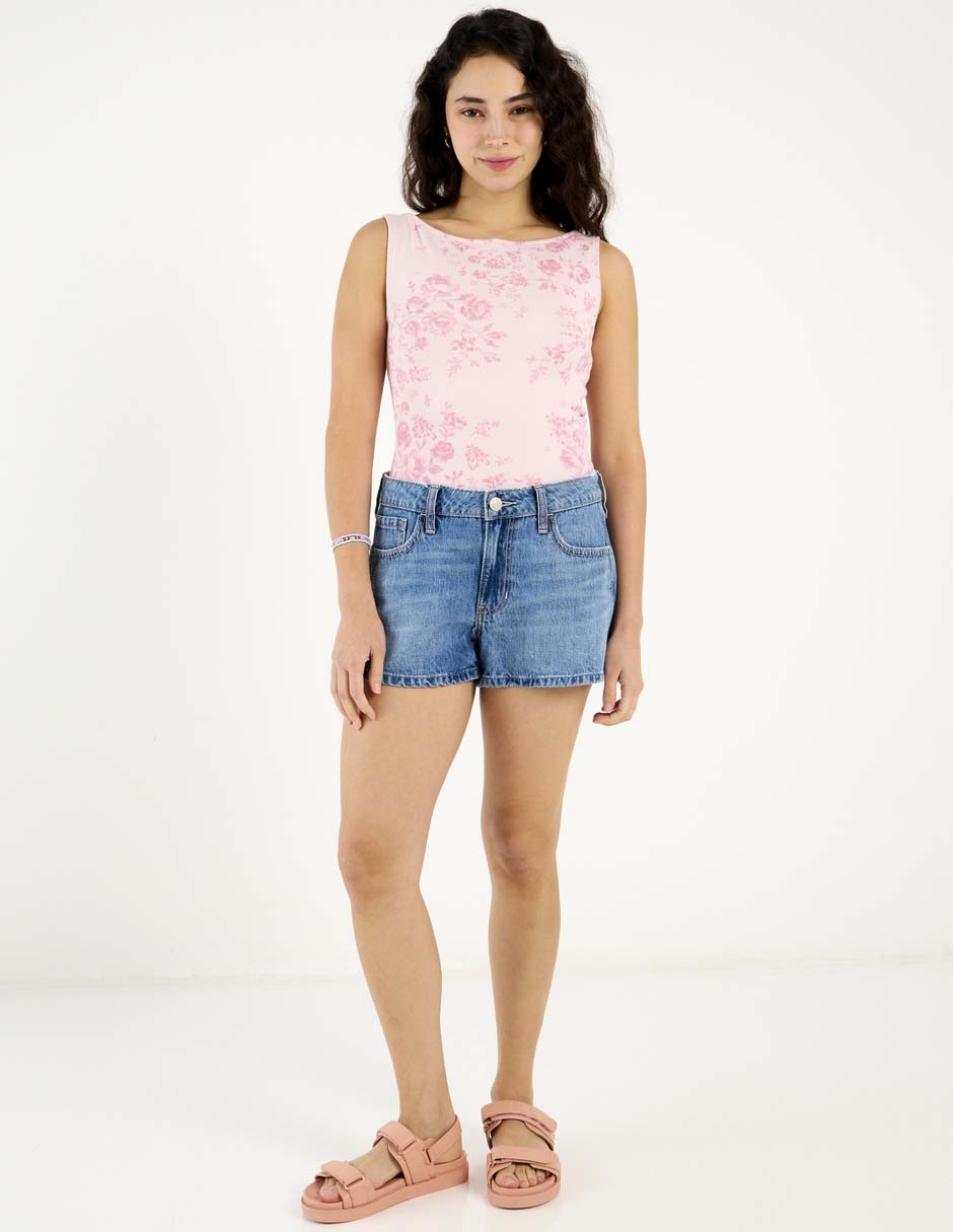 Playera cuello ojal para mujer 3