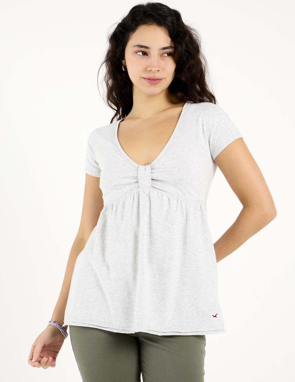 Playera manga corta cuello V para mujer
