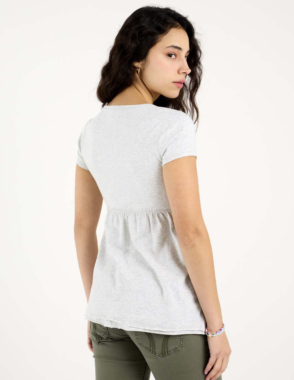 Playera manga corta cuello V para mujer 7