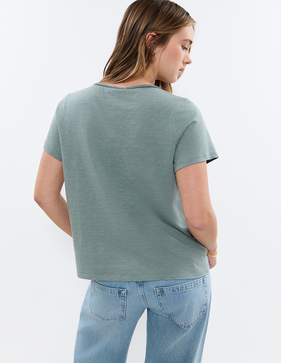 Playera manga corta cuello V para mujer 4