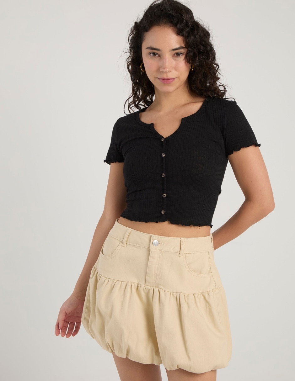 Playera manga corta cuello con botón para mujer 3