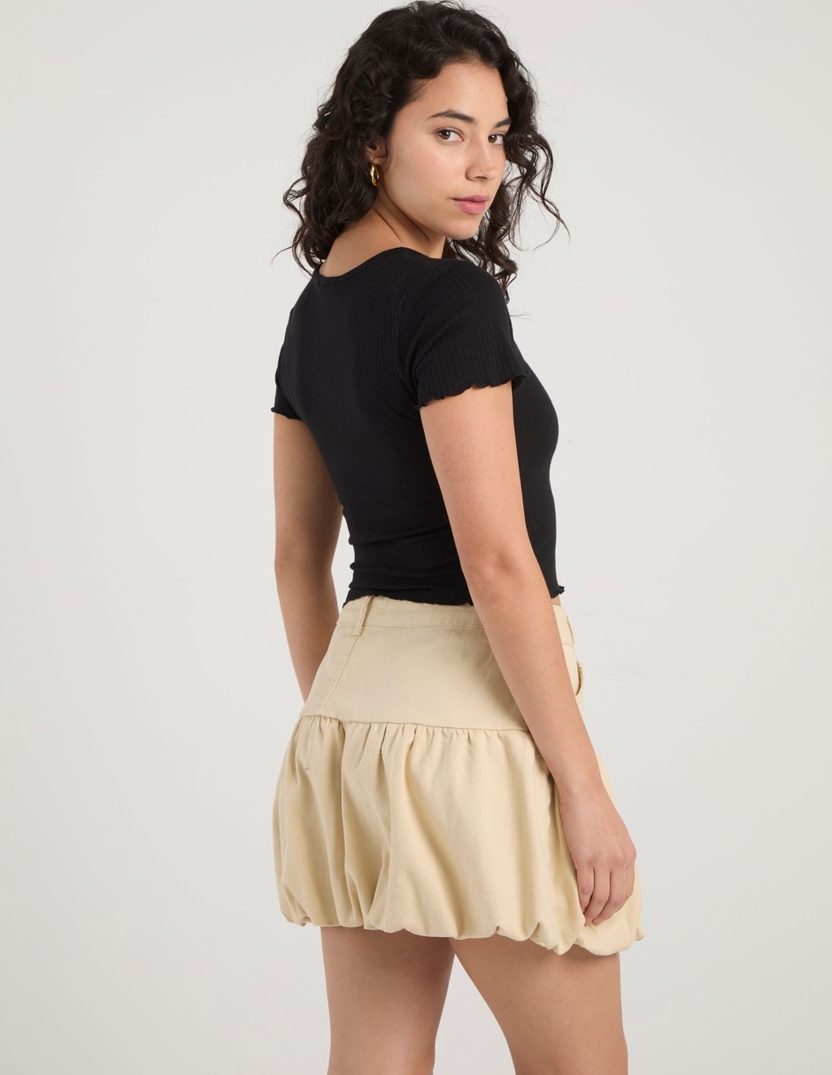 Playera manga corta cuello con botón para mujer 7
